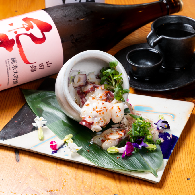 炭焼きBAR 心 ~COCORO~ 梅田本店の生タコの塩胡麻壺ユッケ