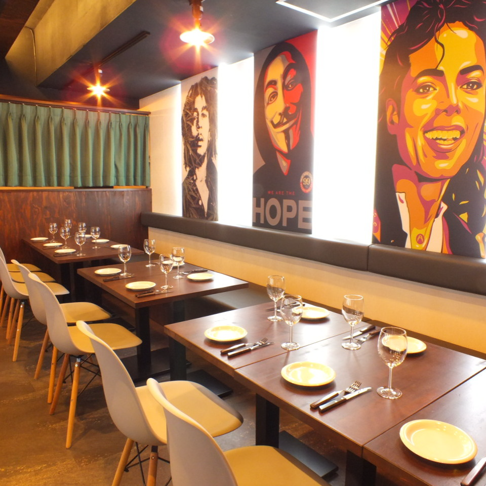 肉バルミートマーケット梅田店内写真NO.1